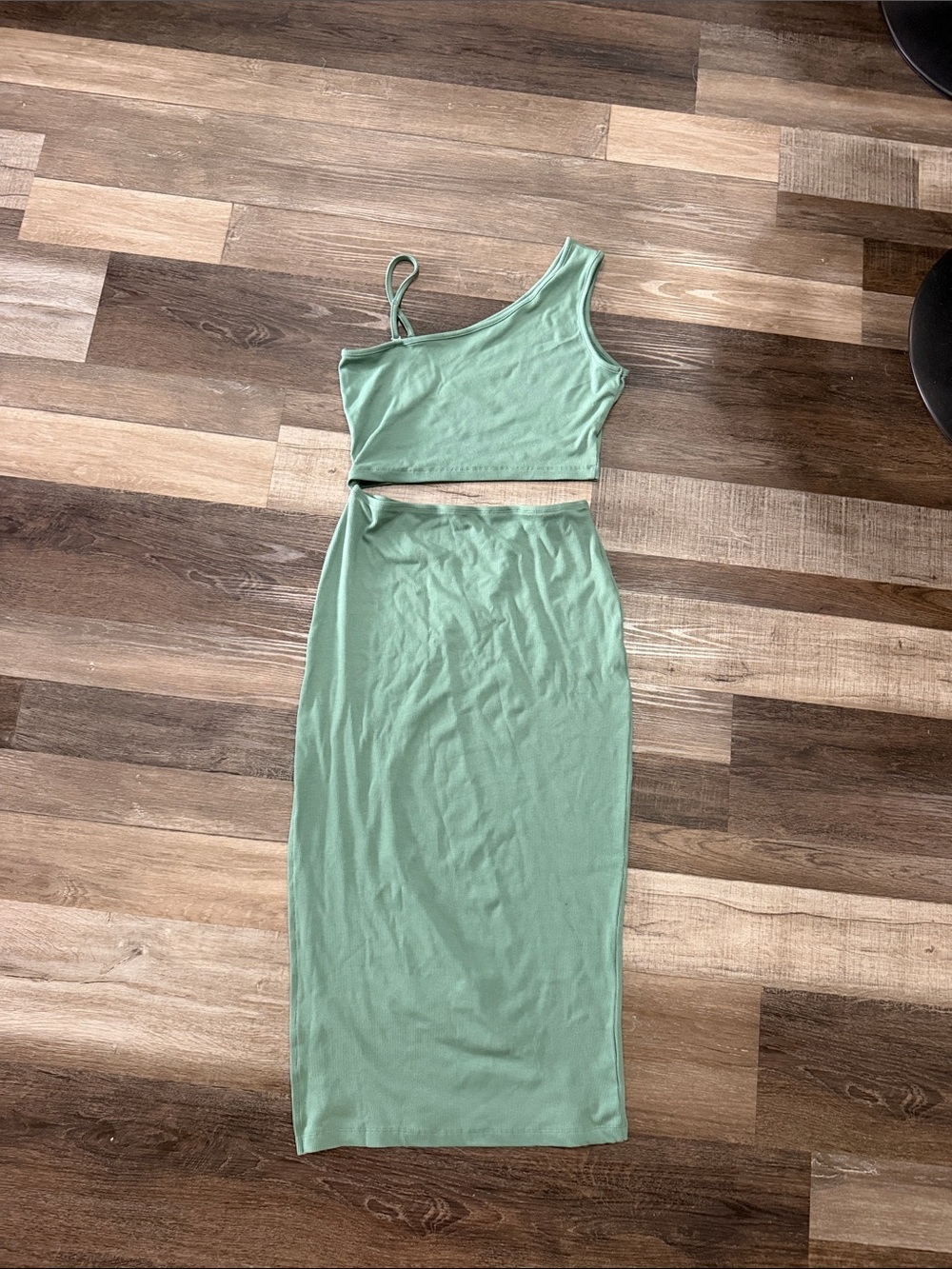 One-Shoulder Mint Green Midi Dress - Sleek Two-Piece Look